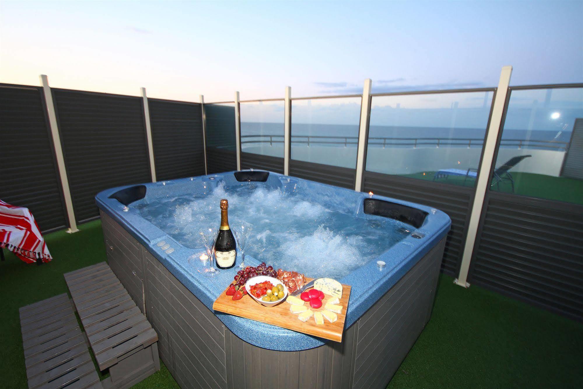 San Simeon Beachfront Apartments Tugun Gold Coast Exteriér fotografie